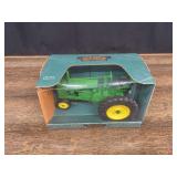 1/16 John Deere G NIB Ertl
