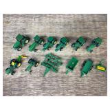 (12) 1/64 John Deere
