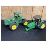 (2) 1/16 John Deere 8640 + 7600 Ertl