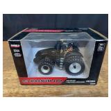 1/32 Case-IH 400 Black NIB Ertl