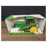 1/16 John Deere 8400T Collector NIB Ertl