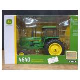 1/16 John Deere 4640 40th Anniversary NIB Ertl