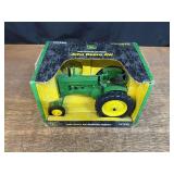 1/16 John Deere AW Collector NIB Ertl