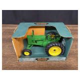 1/16 John Deere G Collector NIB Ertl