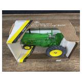 1/16 John Deere 70 NIB Ertl