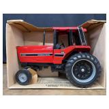 1/16 IH 5088 NIB Ertl