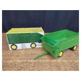 1/16 John Deere 112 Chuck Wagon NIB Ertl