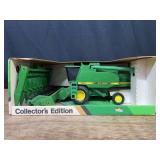 1/28 John Deere 9600 Combine Collector NIB Ertl