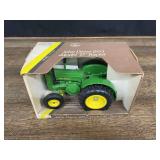 1/16 John Deere D NIB Ertl