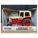 1/16 IH 1066 5 Millionth Special Edition NIB Ertl
