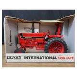 1/16 IH 1066 NIB Ertl