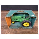 1/16 John Deere G NIB Ertl