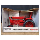 1/16 IH 1066 Special Edition NIB Ertl