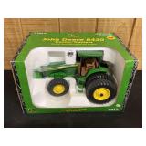1/16 John Deere 8420 NIB Ertl