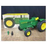 1/16 John Deere 5020 NIB Ertl