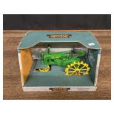 1/16 John Deere B Collector NIB Ertl