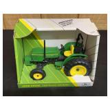 1/16 John Deere 5400 NIB Ertl
