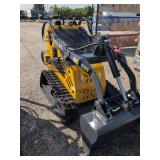 SDLANCH SSL60 Tracked Mini Skid Steer Loader with Bucket