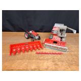 (2) MF 135 + 850 Combine