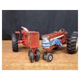 (2) 1/16 Farmall 806 + Flying Farmall Ertl
