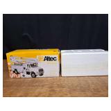 1/34 Altec International Service Truck NIB 1st Gear
