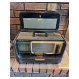 Zenith Trans-Oceanic Portable Shortwave Tube Radio with Wavemagnet and Manual