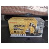 SDLAUNCH - Die Cast R/C Excavator 1:24
