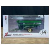 1/64 J&M X1112 Grain Cart NIB SC