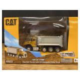 1/64 Caterpillar CT660 Dump Truck NIB DM