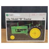 1/16 John Deere B Precision NIB Ertl