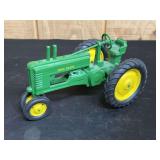 1/16 John Deere B Ertl