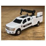 1/64 Ford Farm Service Truck Ertl