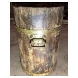 Wooden water tub