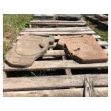 2 Dakon hang-on weights. No. F23B