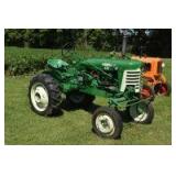 Oliver 440 with Cultivators