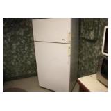 Refrigerator 31x28x65
