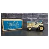 1/16 Scale Ertl John Deere Patio Series 140