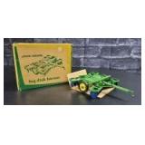 1/16 Scale Eska John Deere Model RWA