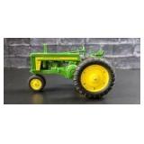 1/16 Scale Ertl John Deere Model 620
