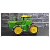 1/16 Scale Ertl John Deere 7520