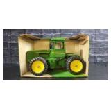 1/16 Scale Ertl John Deere 8650