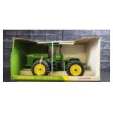 1/16 Scale Ertl John Deere 9400