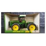 1/16 Scale Ertl John Deere 9200