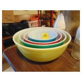 Pyrex Nesting Set