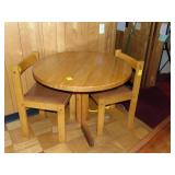 Butcher Block Style Breakfast Table w. Chairs