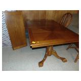 SOLID Oak Amish Made Dinner Table w. 1 leaf