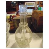 Retro style liquor decanter
