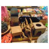 flat of Folk Art Decor