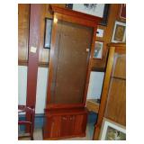 tall lighted display cabinet, 2 doors with Key!