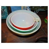 PYREX 3 Primary bowls